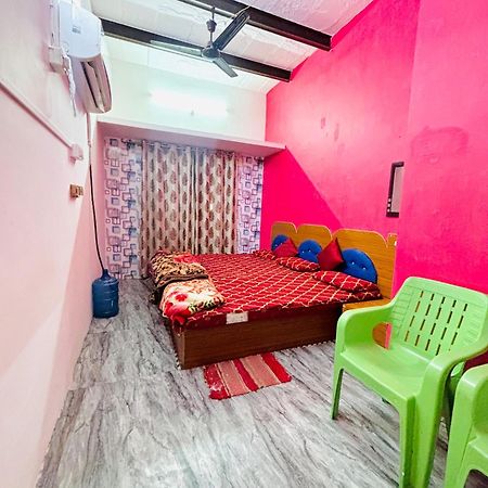 Shivalay Paying Guest House فاراناسي المظهر الخارجي الصورة